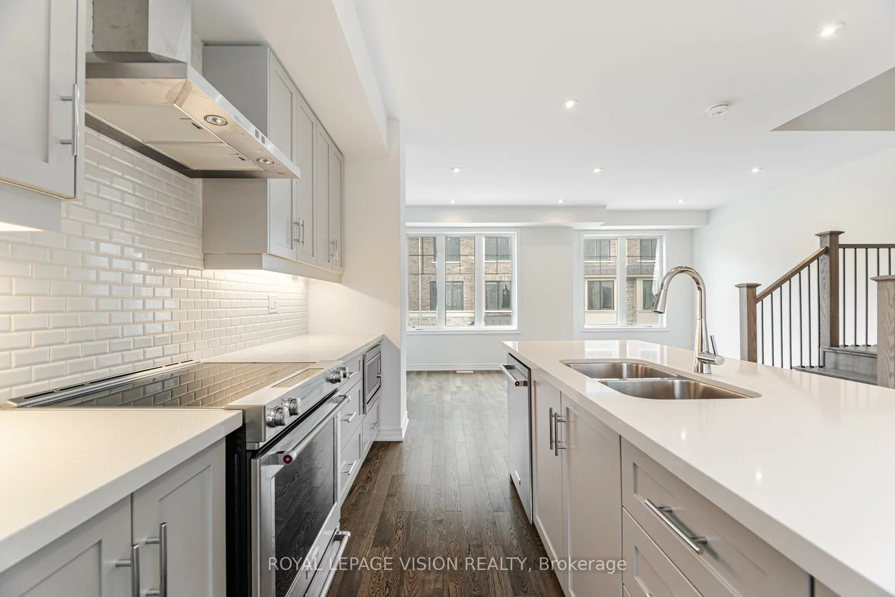 44, Folcroft, Credit Valley, Brampton