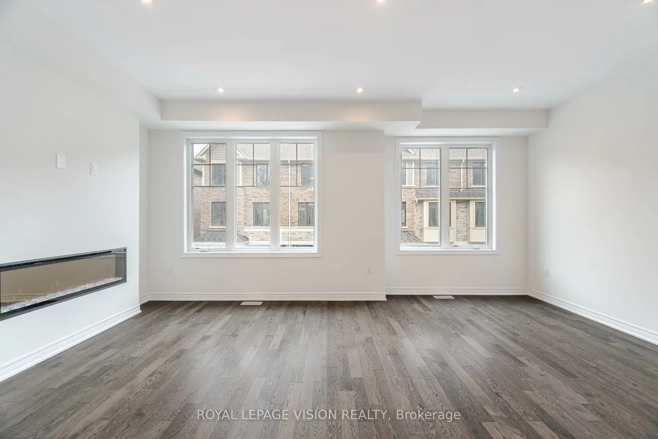 44, Folcroft, Credit Valley, Brampton