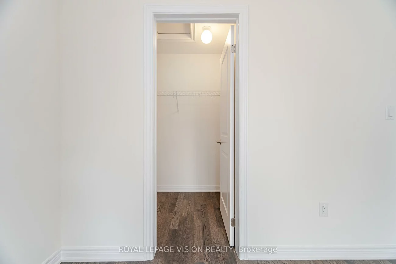 44, Folcroft, Credit Valley, Brampton