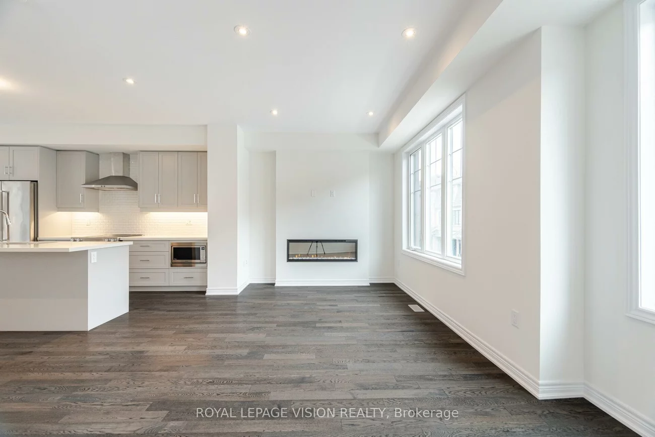 44, Folcroft, Credit Valley, Brampton