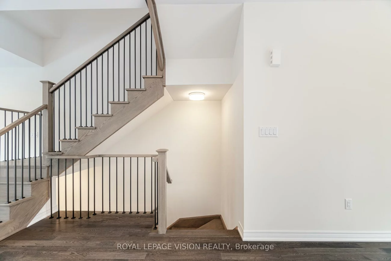 44, Folcroft, Credit Valley, Brampton