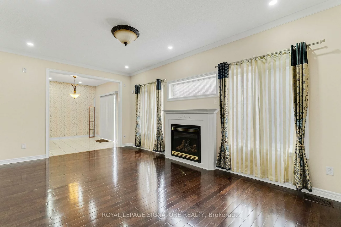 118, Masters Green, Snelgrove, Brampton