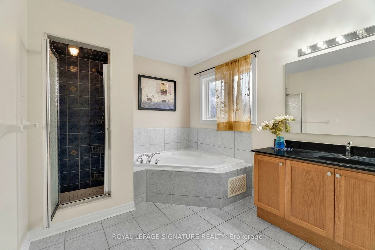 118, Masters Green, Snelgrove, Brampton