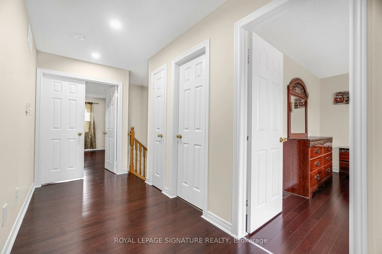 118, Masters Green, Snelgrove, Brampton