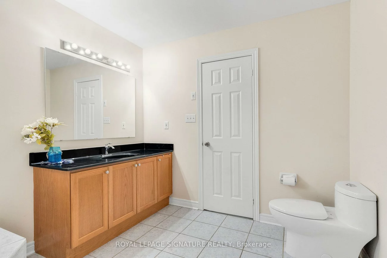 118, Masters Green, Snelgrove, Brampton
