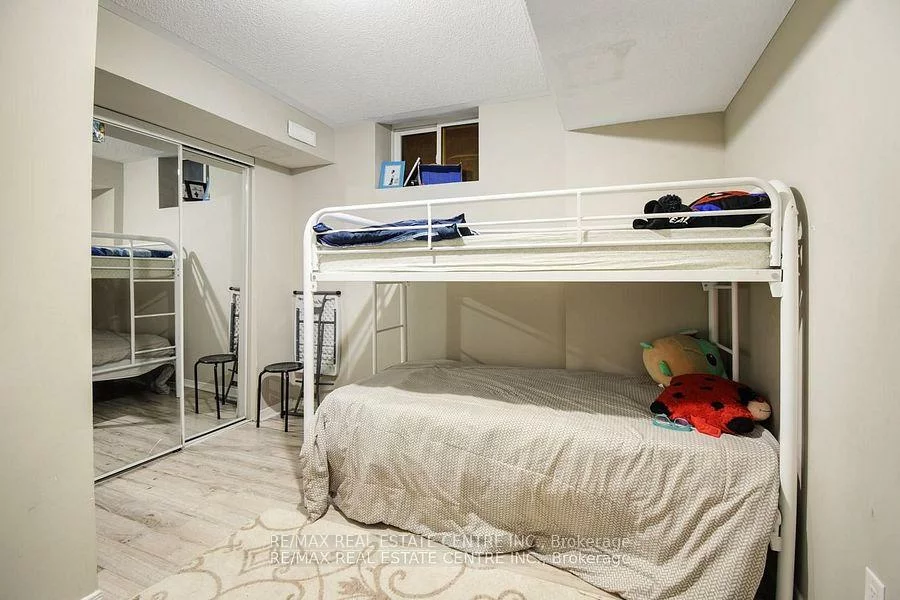 112, Commodore, Credit Valley, Brampton