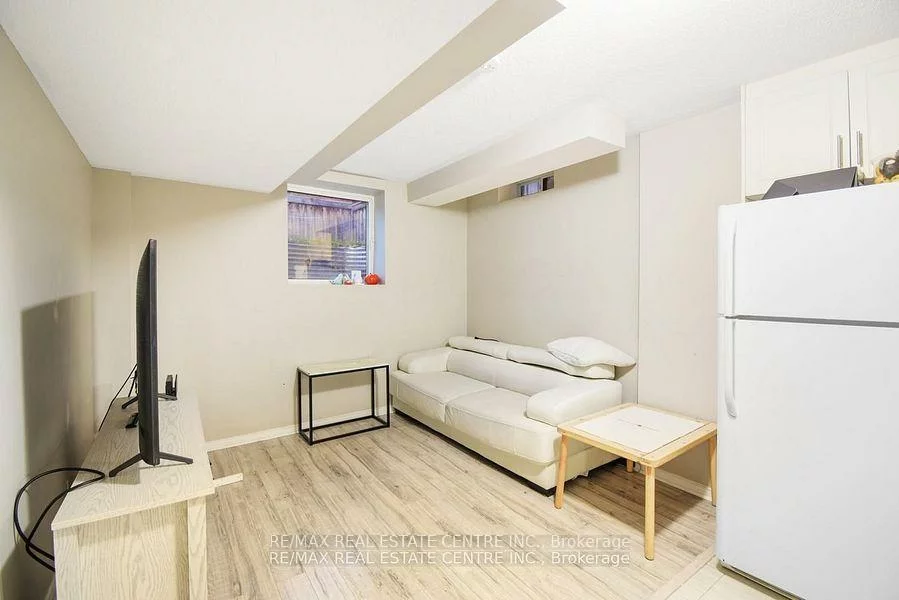 112, Commodore, Credit Valley, Brampton