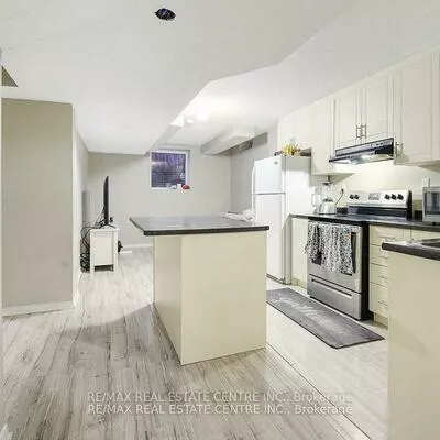 112, Commodore, Credit Valley, Brampton
