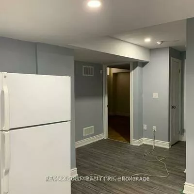 23, Autumn Ridge, Sandringham-Wellington, Brampton