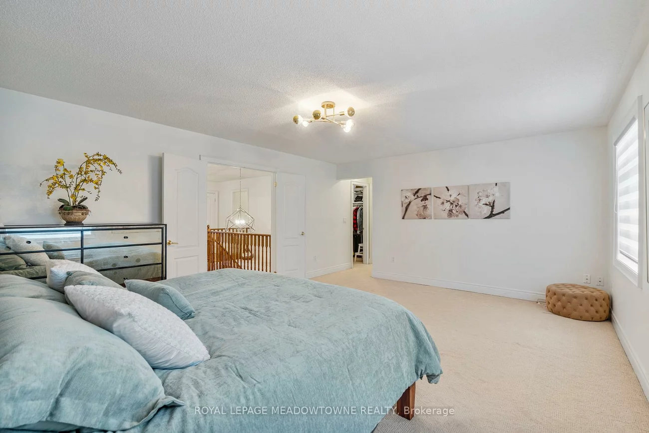 33, Nova Scotia, Bram West, Brampton
