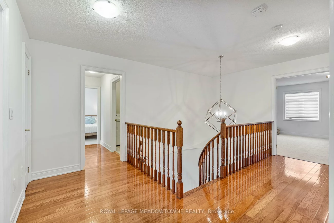 33, Nova Scotia, Bram West, Brampton