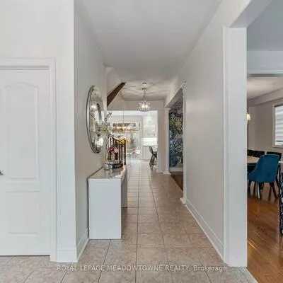33, Nova Scotia, Bram West, Brampton