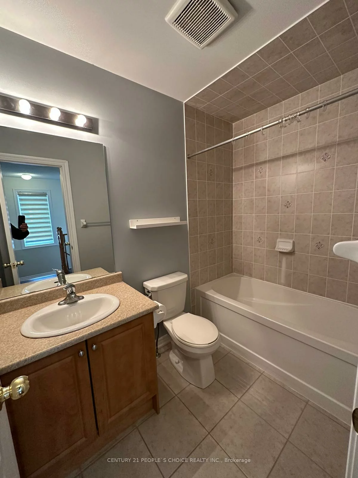 1, Tollgate, Heart Lake East, Brampton
