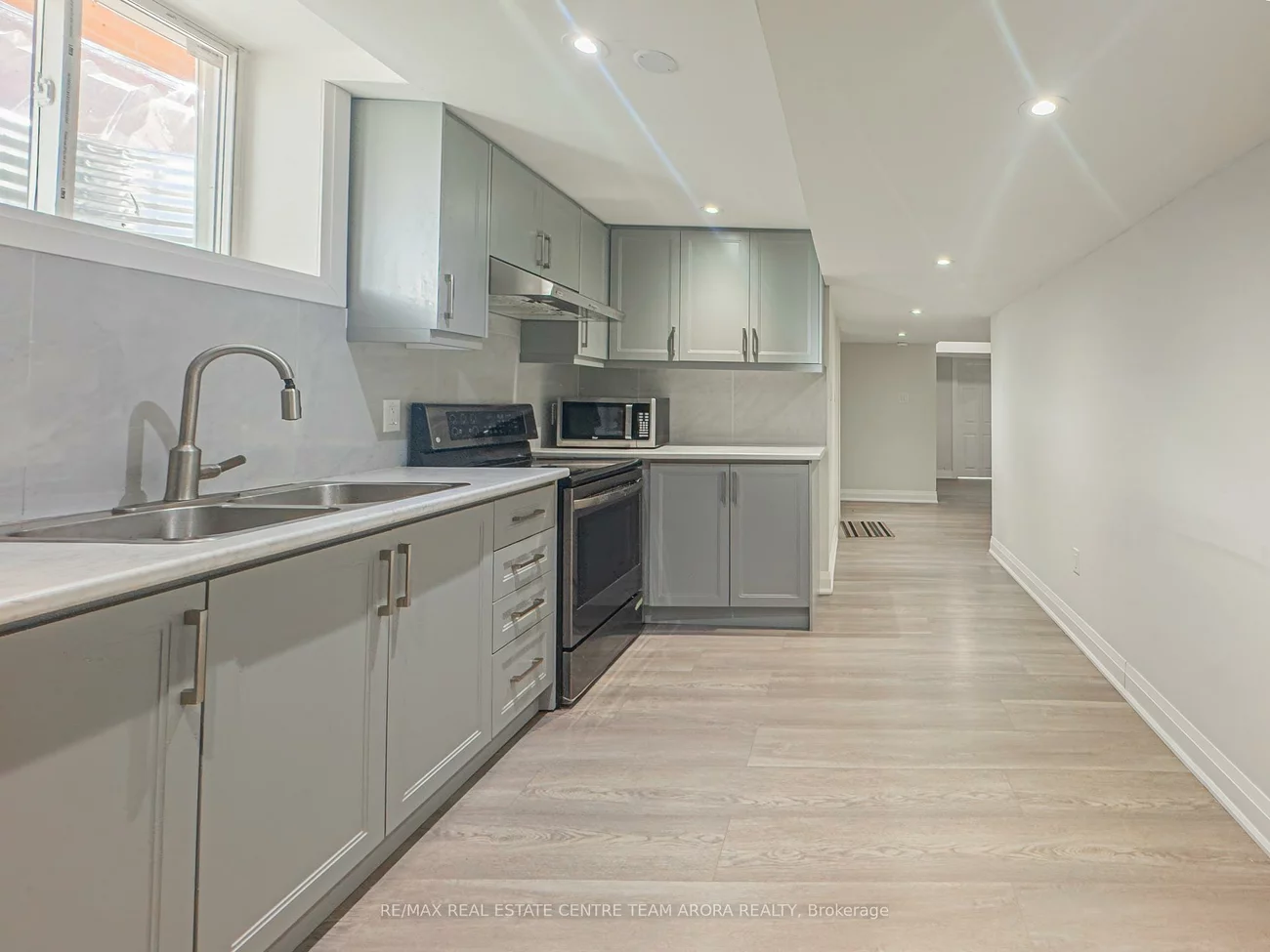 16, Beresford, Bram East, Brampton