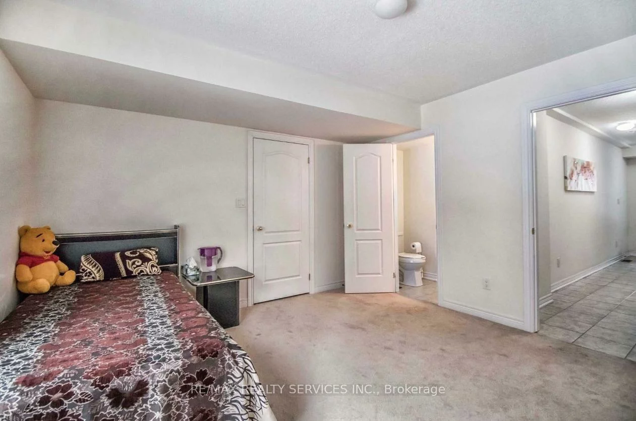 8, Rabbit Run, Heart Lake, Brampton