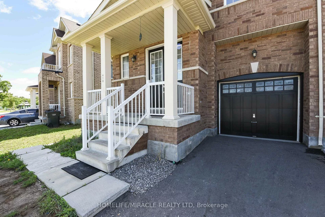 418, Royal West, Credit Valley, Brampton