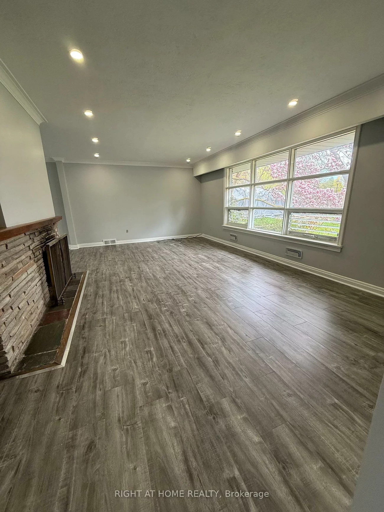 115, Main, Downtown Brampton, Brampton
