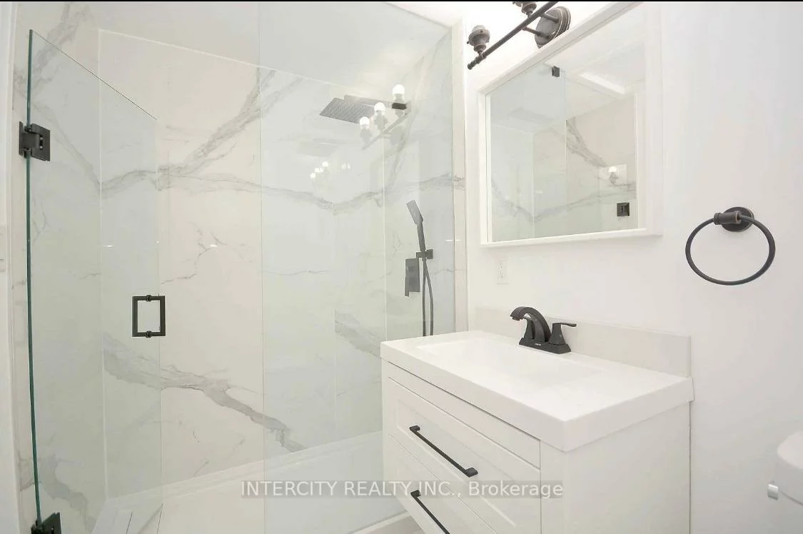 288, Archdekin, Madoc, Brampton