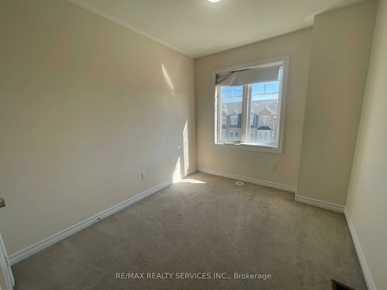 46, New Pines, Heart Lake East, Brampton