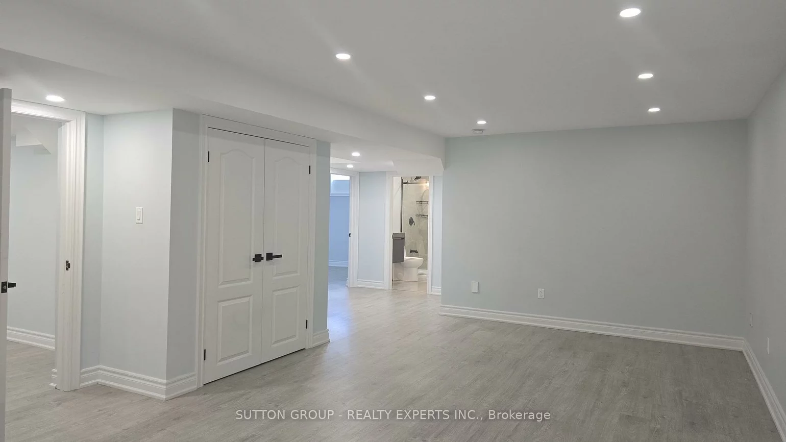 10, Levida, Vales of Castlemore, Brampton