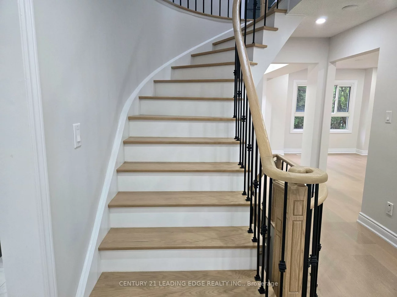 8, BLOOMINGDALE, Fletcher's Creek South, Brampton