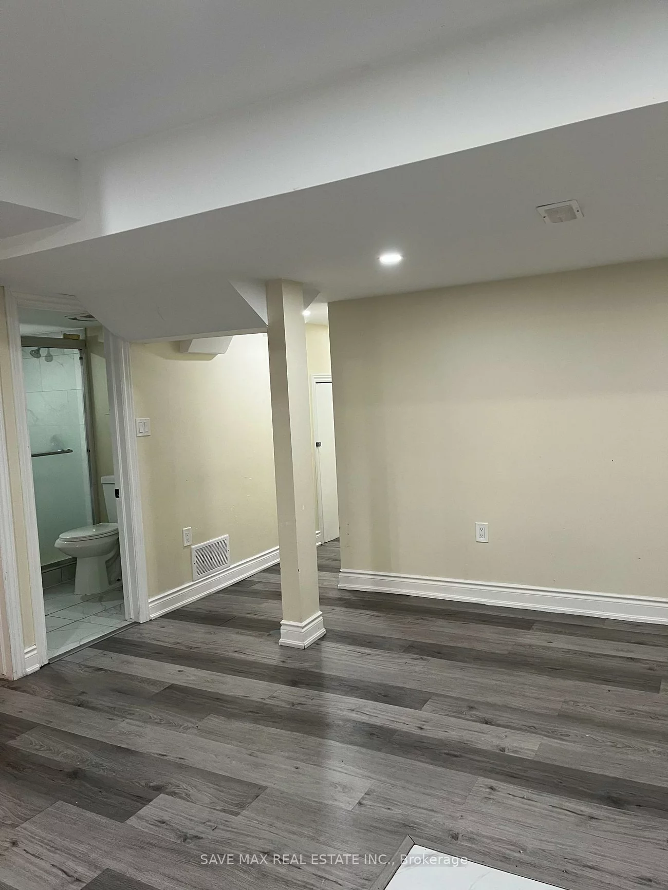 19, Boat, Northwest Brampton, Brampton