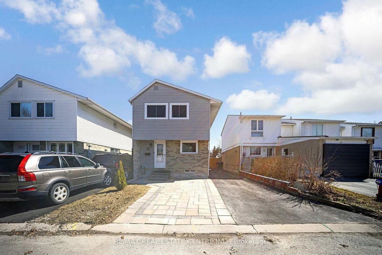 24, Jackman, Northgate, Brampton