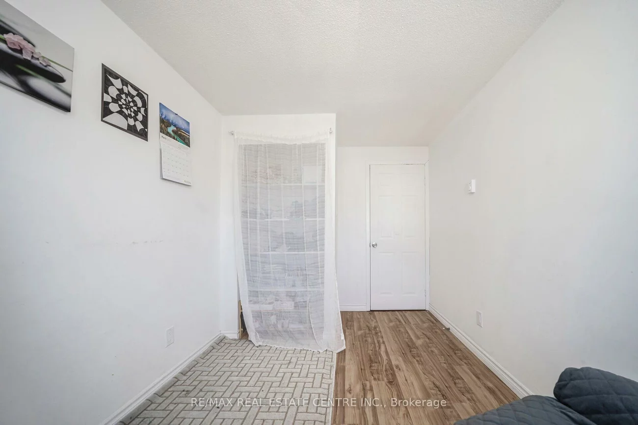 24, Jackman, Northgate, Brampton