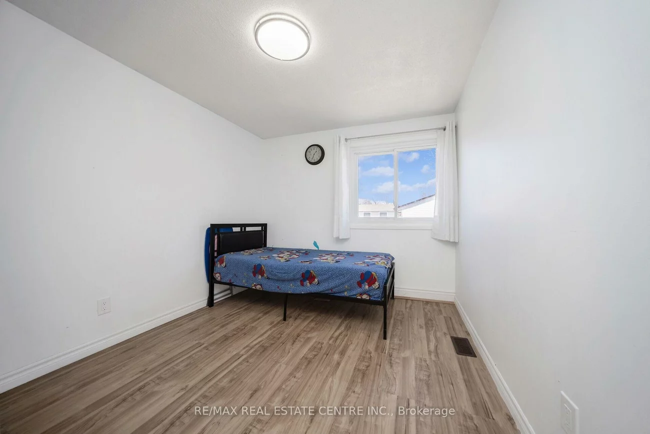 24, Jackman, Northgate, Brampton