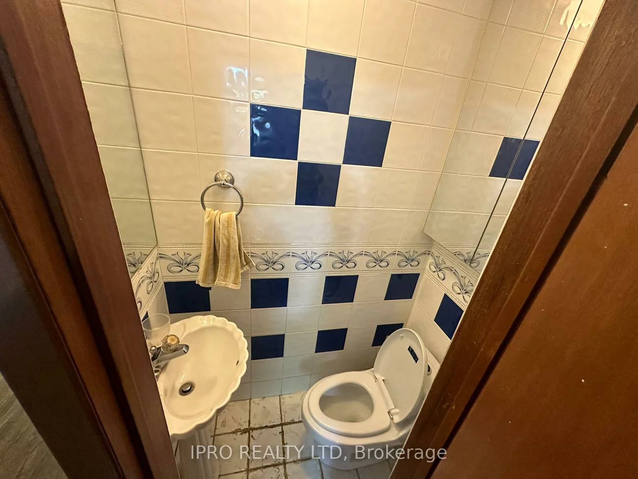31, Aloma, Avondale, Brampton