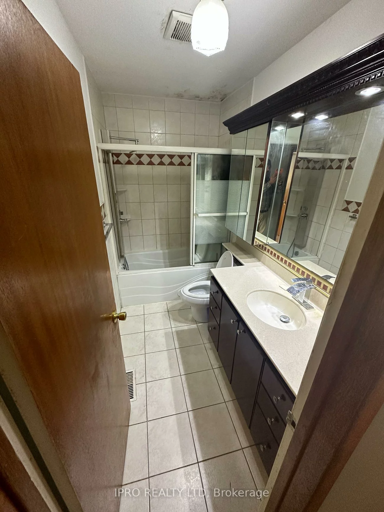 31, Aloma, Avondale, Brampton