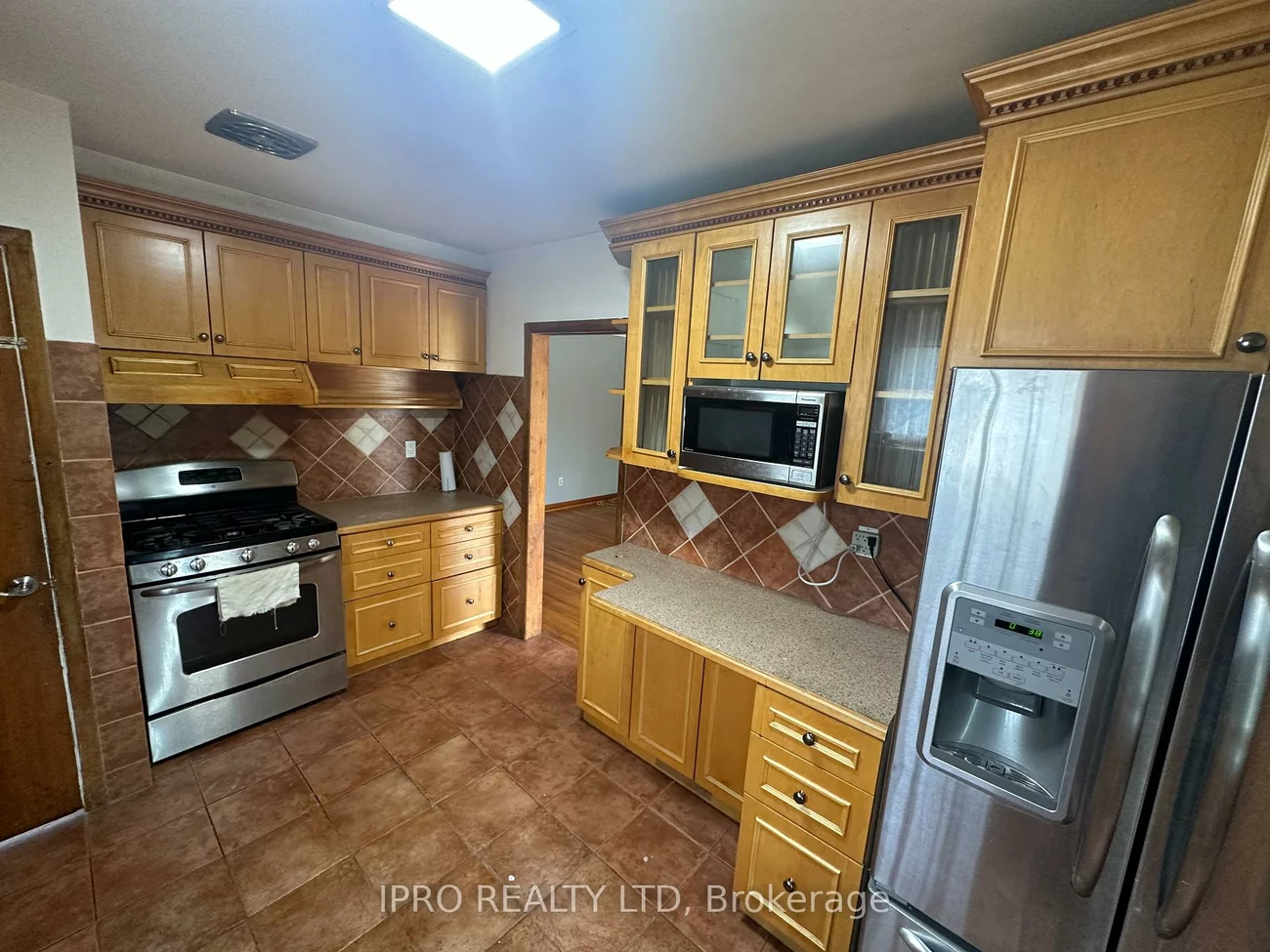 31, Aloma, Avondale, Brampton