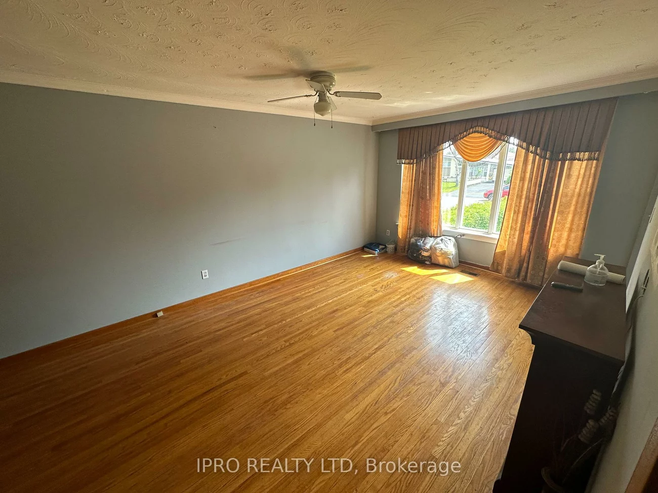 31, Aloma, Avondale, Brampton