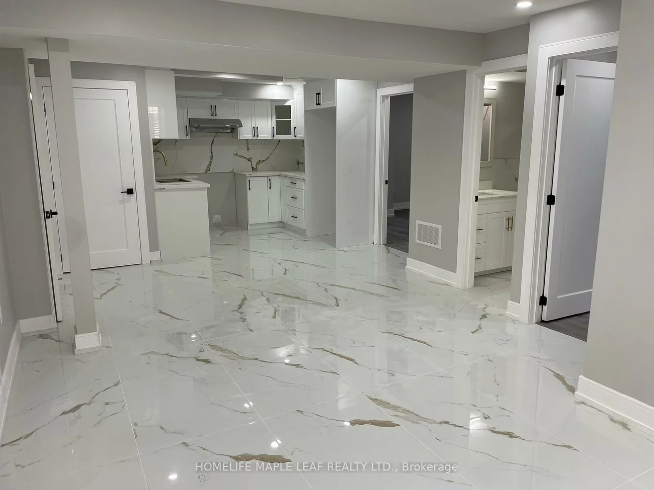 21, Baccarat, Snelgrove, Brampton