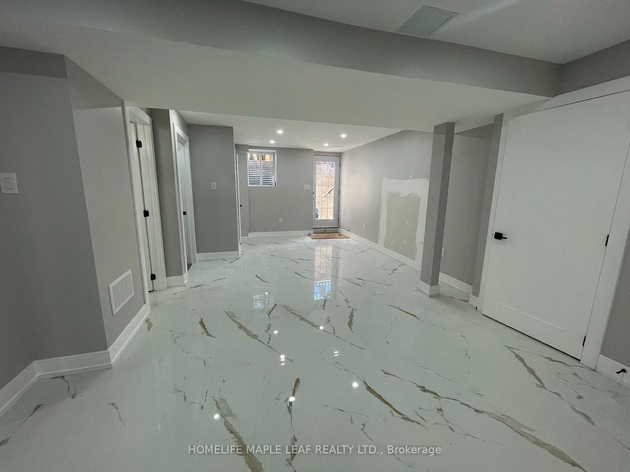 21, Baccarat, Snelgrove, Brampton