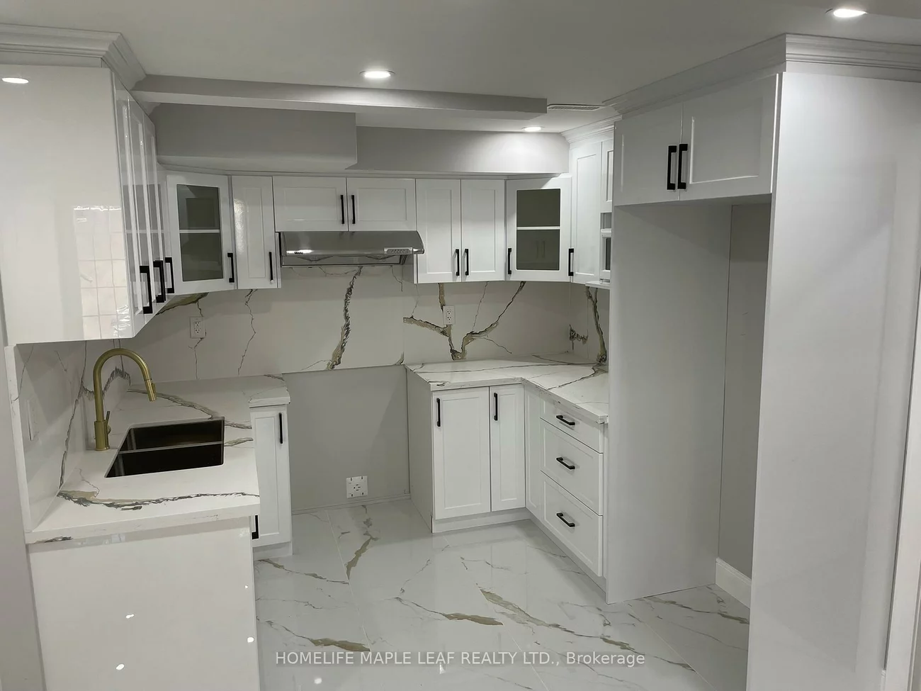 21, Baccarat, Snelgrove, Brampton