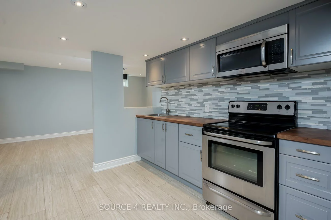 45, Lesabre, Bram East, Brampton