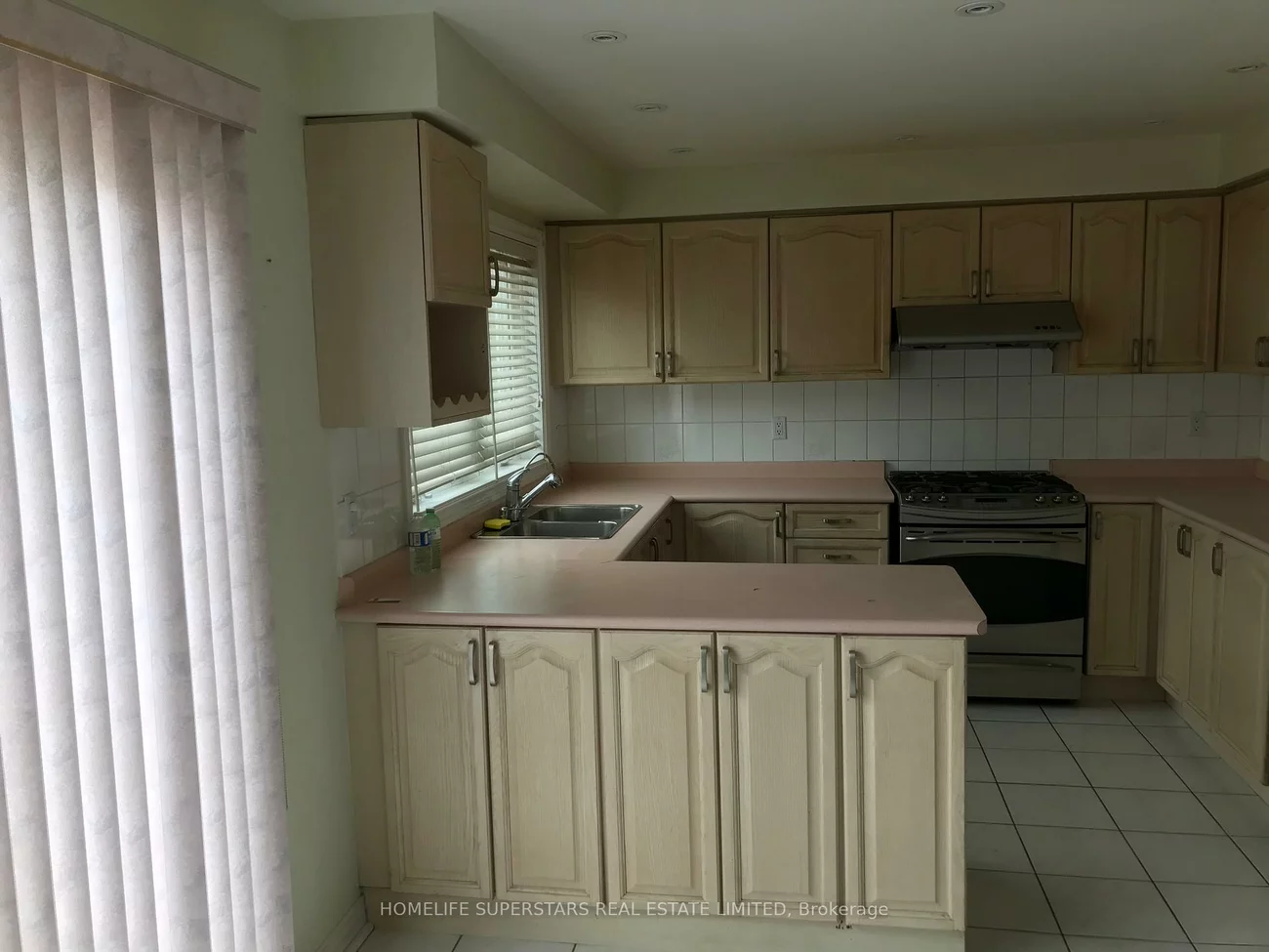 54, Hollybush, Sandringham-Wellington, Brampton