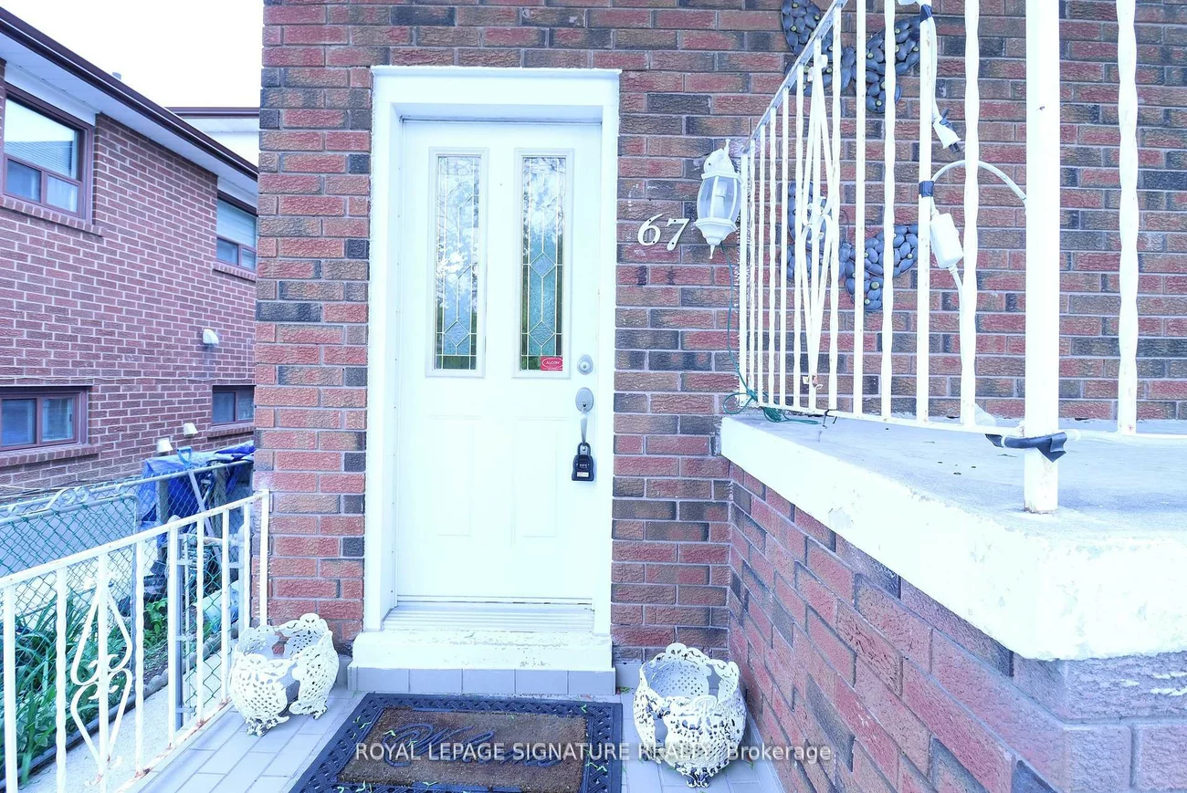 67, Major Oaks, Madoc, Brampton