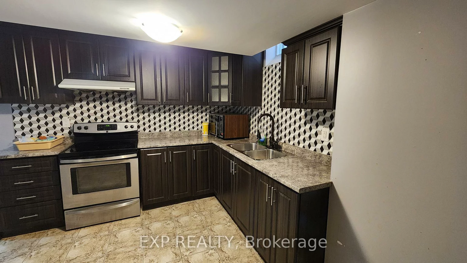 20, Stonemount, Sandringham-Wellington, Brampton