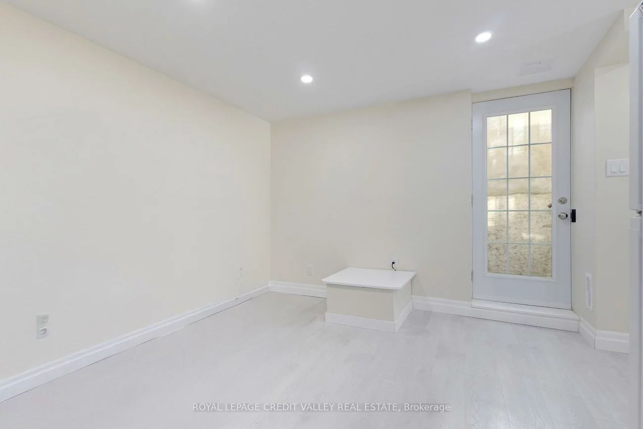 46, Brunswick, Fletcher's Meadow, Brampton