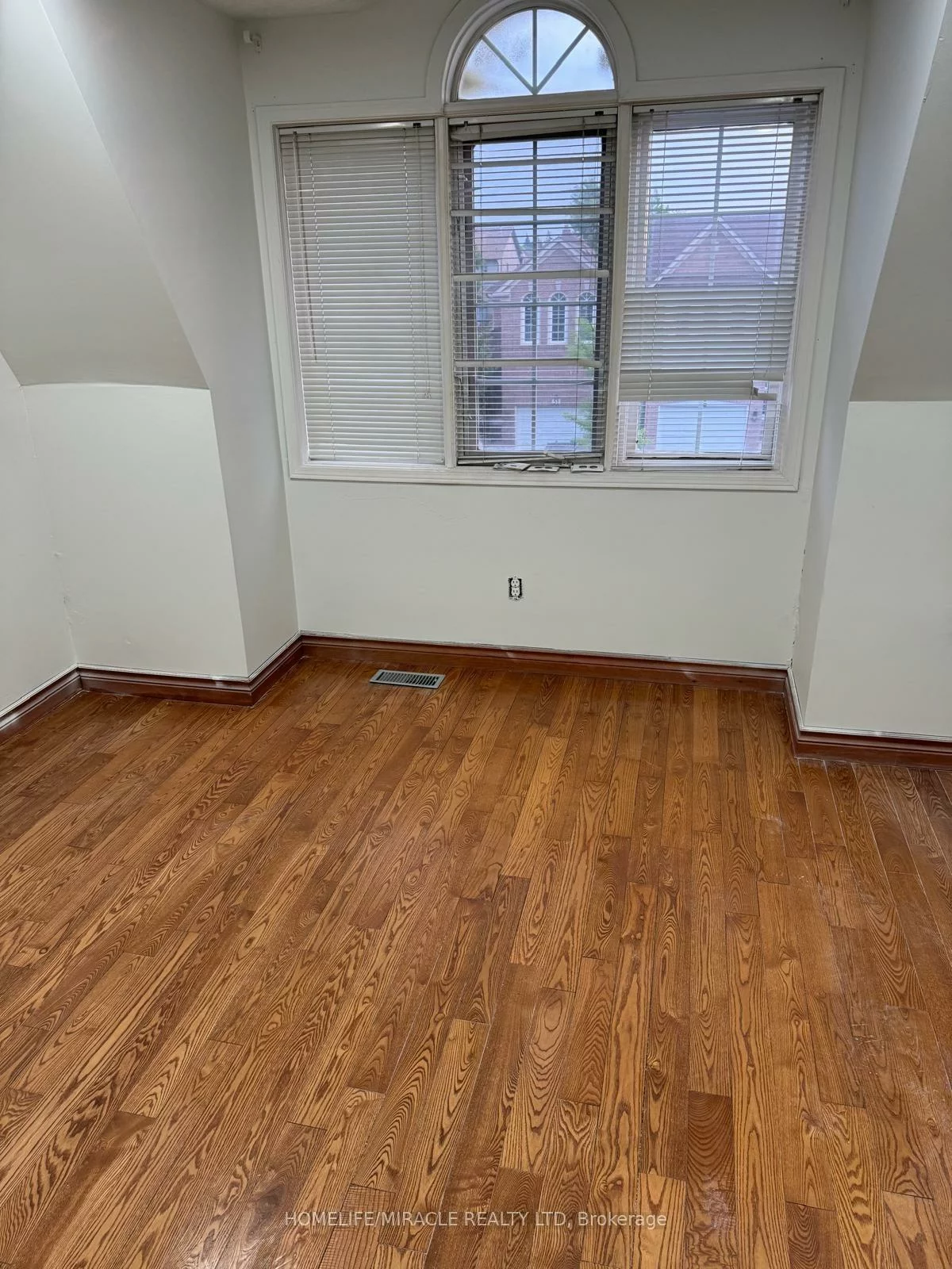 50, Alaskan Summit, Sandringham-Wellington, Brampton