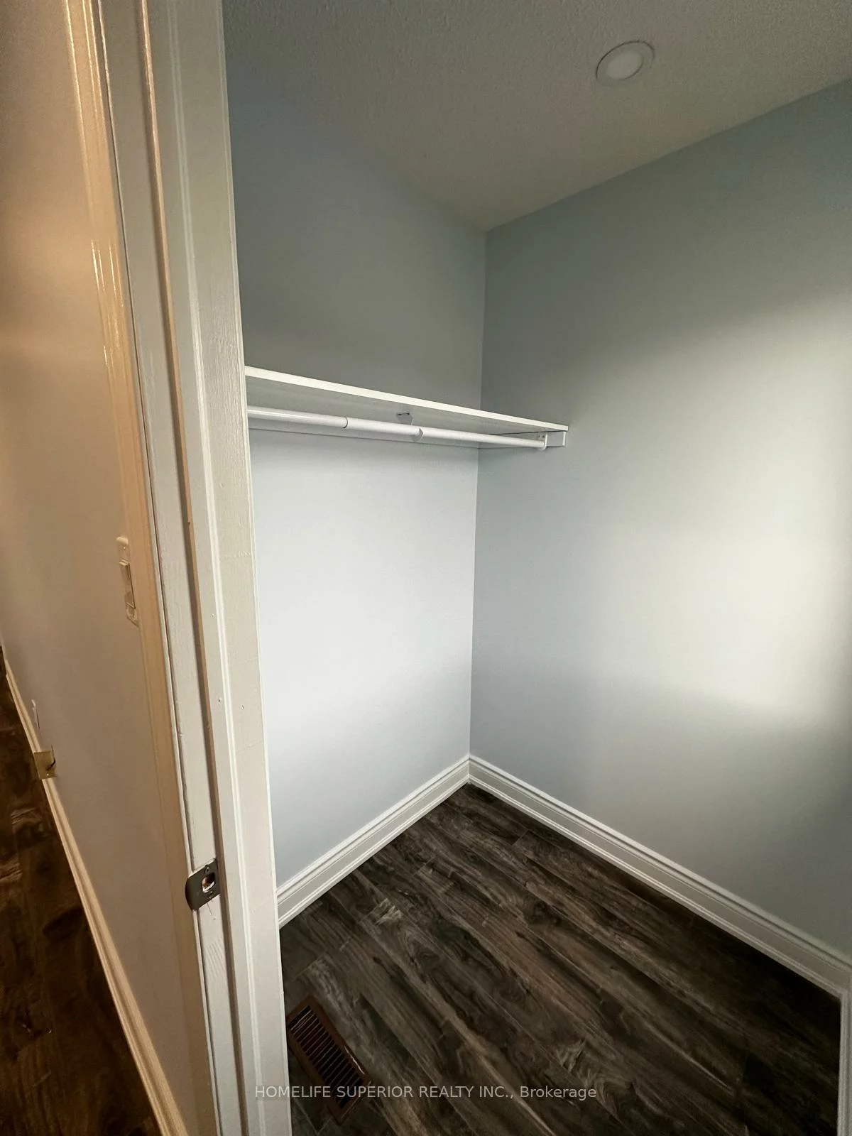 9, Nuttall, Westgate, Brampton