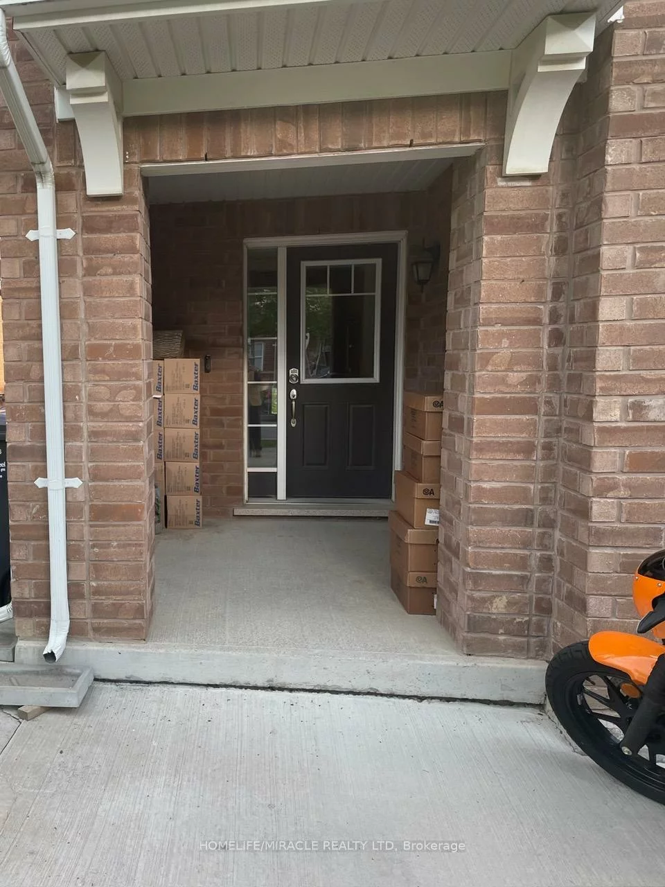 27, Metro, Northwest Brampton, Brampton