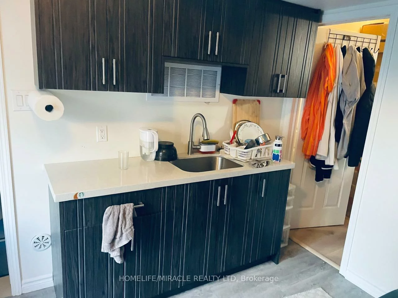 27, Metro, Northwest Brampton, Brampton
