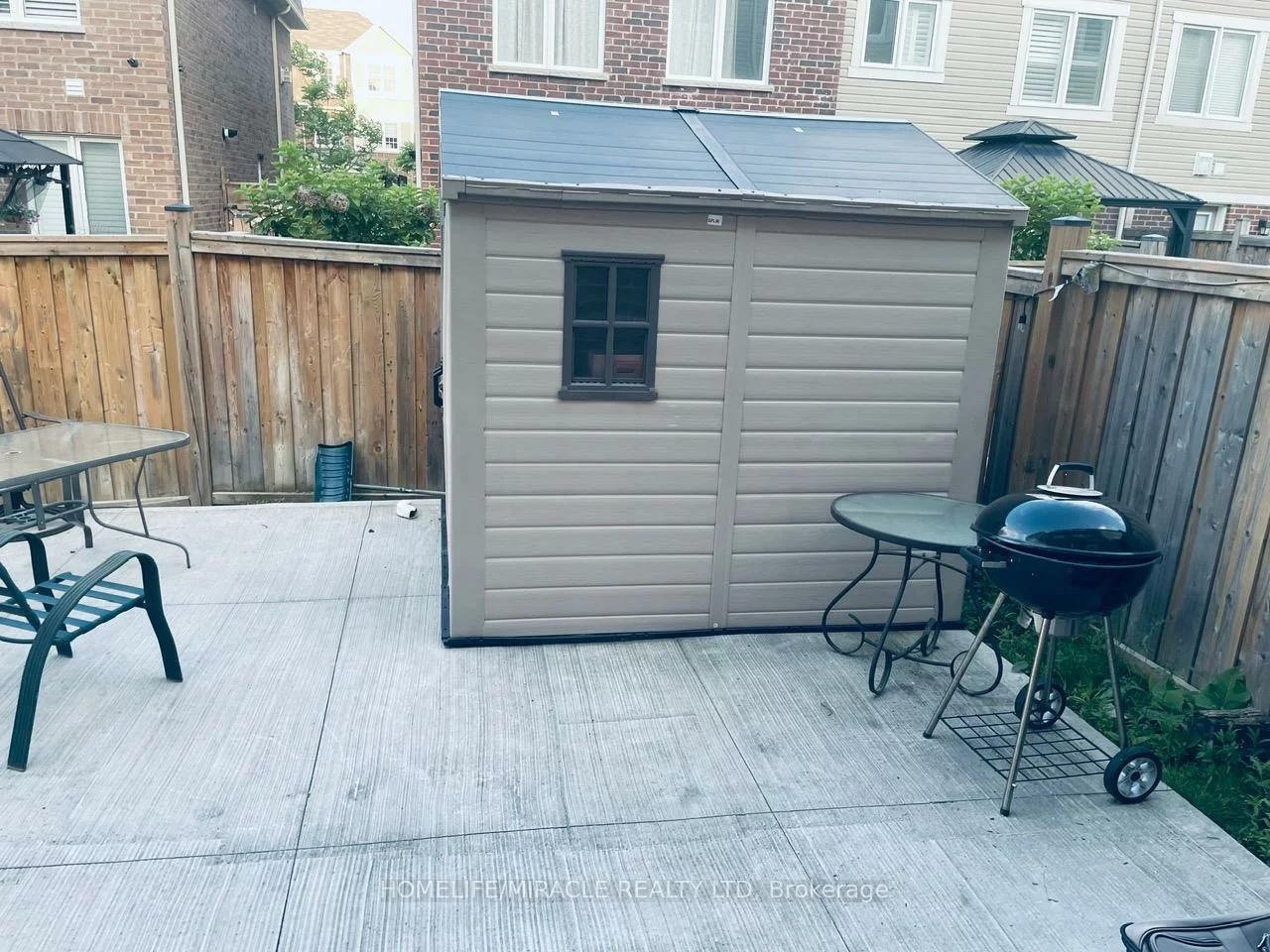 27, Metro, Northwest Brampton, Brampton