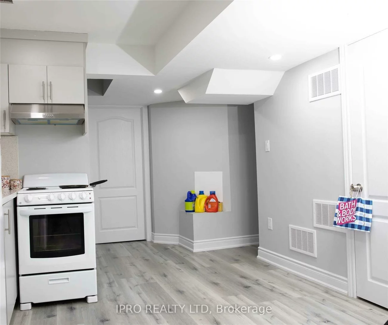 5, Chesterwood, Credit Valley, Brampton