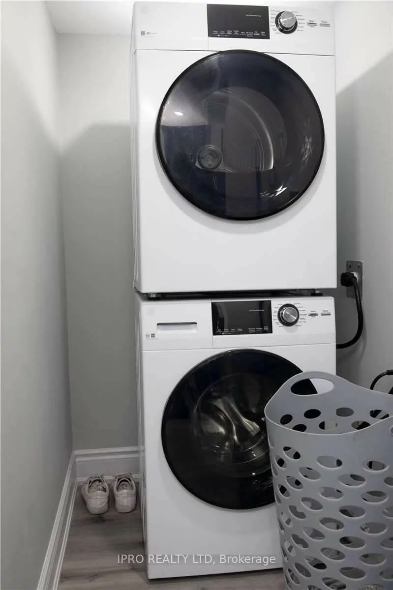 5, Chesterwood, Credit Valley, Brampton