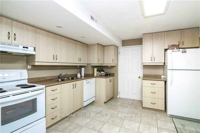 36, Eagleridge, Sandringham-Wellington, Brampton