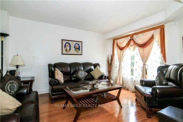 36, Eagleridge, Sandringham-Wellington, Brampton